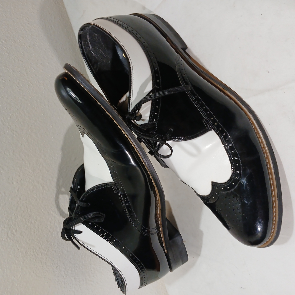 Men's 12 Quality Dress Shoes - Picture 3 of 5